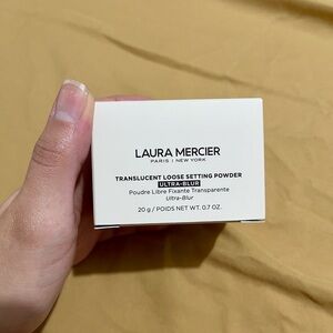 Laura Mercier NWT Translucent Ultra-Blur Setting Powder